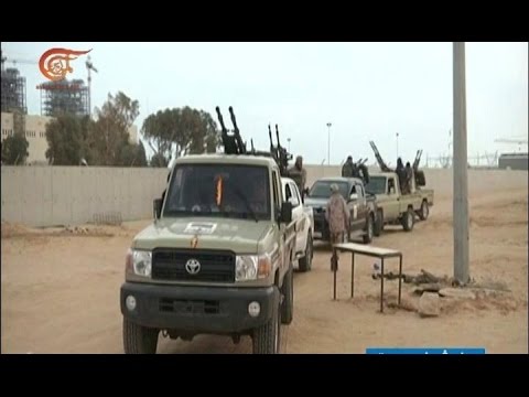 شاهد تنظيم داعش يمثل بالمدنيين في سرت الليبية