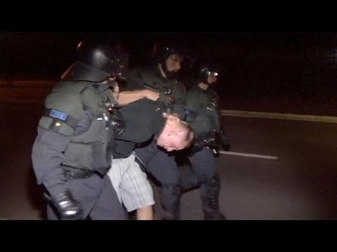 شاهد مواجهات بين الشرطة وأنصار اليمين المتطرف في ألمانيا