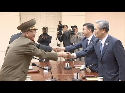 شاهد الكوريتان تستأنفان المحادثات بهدف تجنب نزاع مسلح