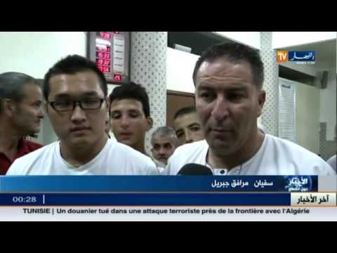 شاهد شاب صيني يشهر إسلامه داخل مسجد نور الإسلام في الجزائر