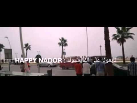 شاهد الملك محمد السادس يتجول في كورنيش مرتيل