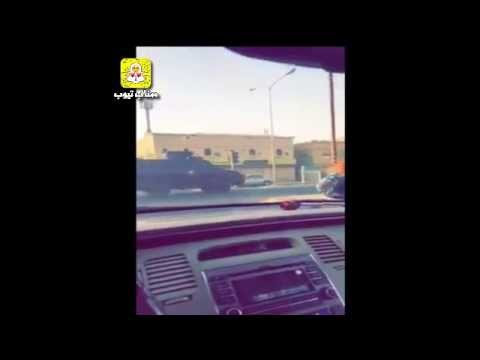 شاهد لحظة سقوط طائرة هليكوبتر على منطقة سكنية