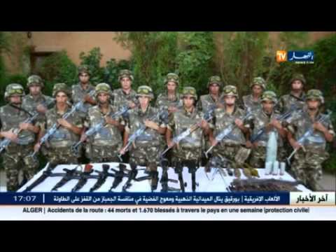 شاهد إحباط تهريب كمية من الأسلحة في برج باجي مختار