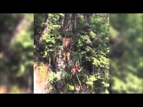 مشهد واضح لحادث سقوط الرافعة في الحرم المكي