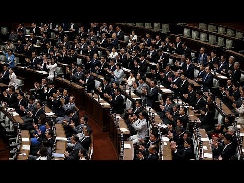 البرلمان الياباني أقر قوانين دفاعية تسمح بالقتال