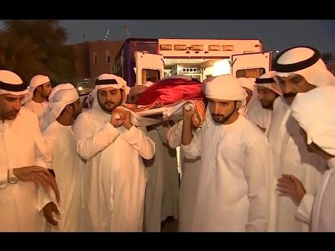 شاهد رئيس دولة الإمارات يعلن الحداد الرسمي لمدة ثلاثة أيام