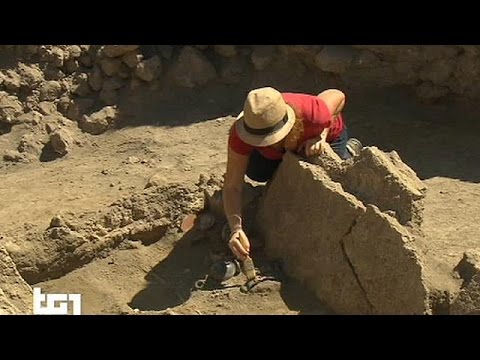 شاهد اكتشاف أثري في إيطاليا يعود إلى القرن الرابع بعد الميلاد