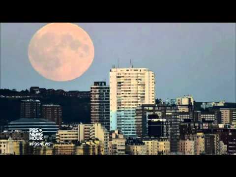 أجمل صور للحظات خسوف السوبر قمر حول العالم