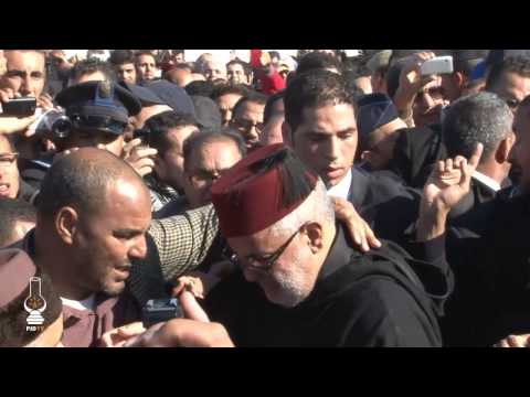 بنكيران يبكي في جنازة صديقه وزير الدولة