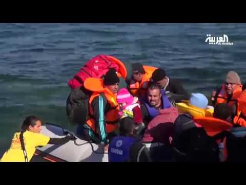 فيديو ولادة طفل بلا جنسية كل 10 دقائق