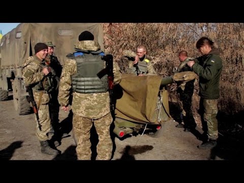 أوكرانيا تنهي سحب أسلحتها من شرق البلاد الانفصالي