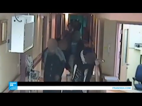 شاهد مستعربون يداهمون مستشفى في الخليل