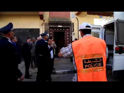 شاهد توقيف شرطي في عين توجطات