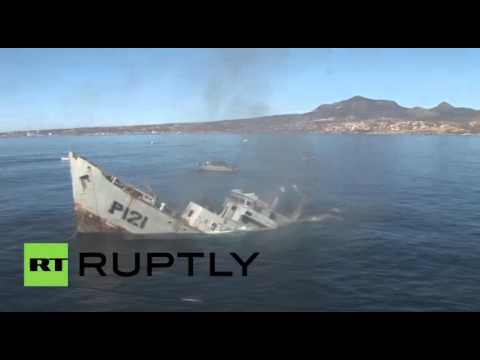 إغراق سفينة حربية مكسيكية لإنشاء شعب اصطناعي في البحر