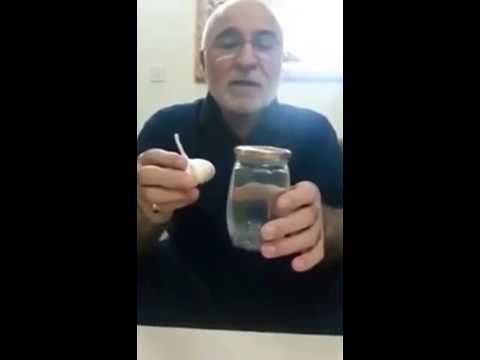 أسهل طريقة لتقشير الثوم في لحظات معدودة