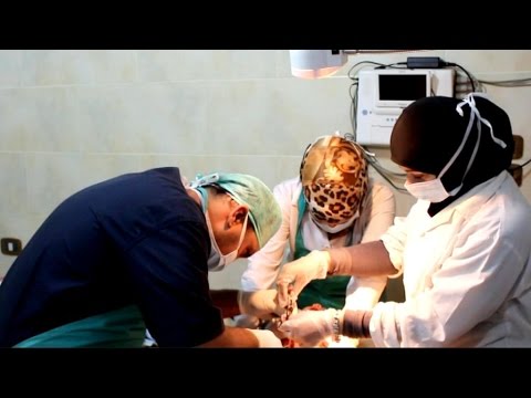 شاهد عمليات جراحية كبرى في ظروف صعبة