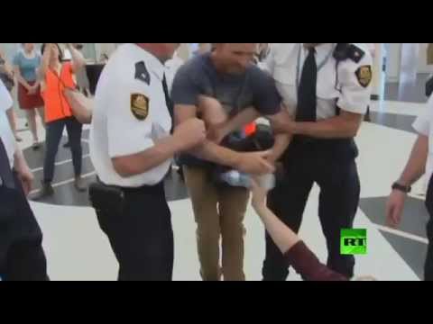 شاهد اعتصام داخل مبنى البرلمان الإسترالي