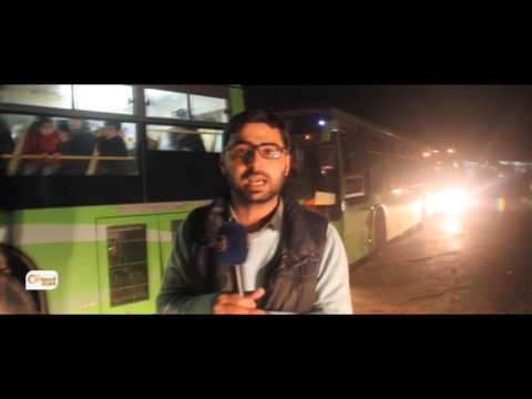 بالفيديو مشقة موكب الوعر في الطريق إلى إدلب