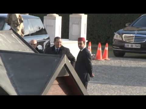 الملك محمد السادس يقيم في قصر شيراجان