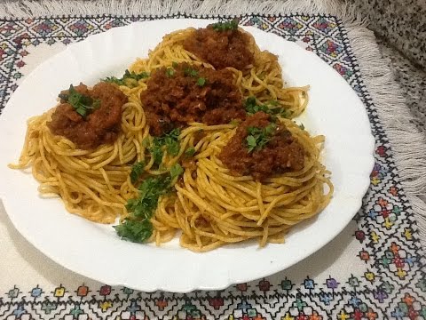 طريقة عمل سباجيتي بصلصة الطماطم