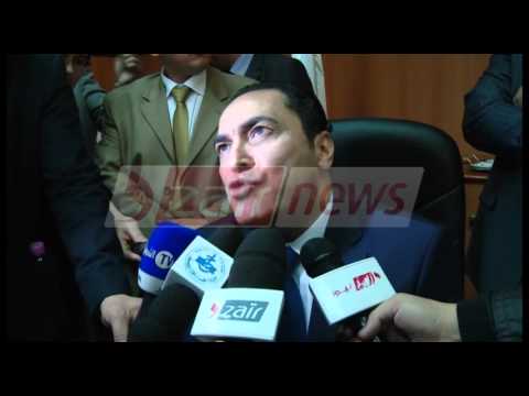 شاهد البنوك الجزائرية ترجأ طرح الخدمة إلى أجل غير مسمى