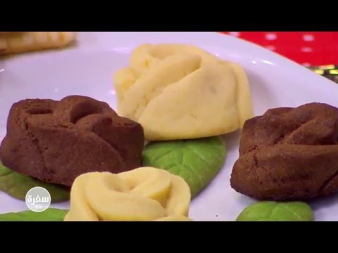 شاهدطريقة عمل كوكيز الورود المجسم