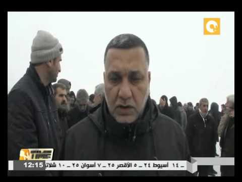 العشرات من أكراد ديار بكر جنوب شرقي تركيا يحتجون على حظر التجوال في مدينتهم