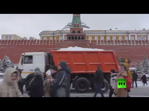شاهد عودة تراكم الثلوج في موسكو