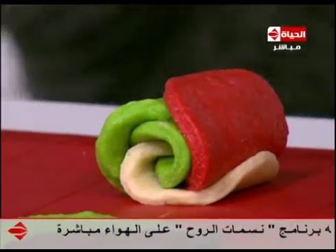 بالفيديو تعلمي طريقة عمل حلي الورد