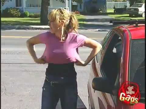 بالفيديو أقوى كاميرا خفية في الطريق العام