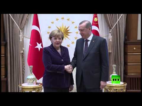 فيديو ميركل توجِّه سؤالًا إلى الرئيس التركي أردوغان