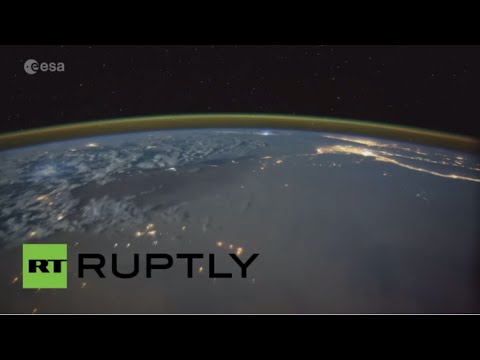 شاهد لقطات فريدة من نوعها تظهر عواصف رعدية في الفضاء