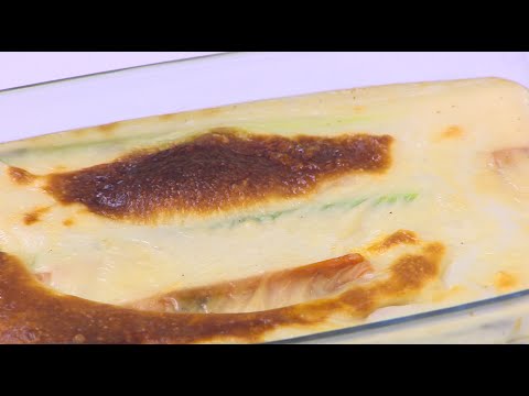 طريقة عمل شماريخ الهليون الأخضر بالبشاميل