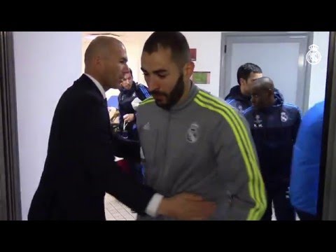شاهد مقطع يكشف العلاقة بين زيدان ولاعبي الريال قبل نصر روما