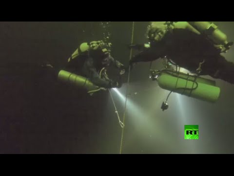 مستكشفـان يسجـلان رقمًا قياسيًا جديدًا