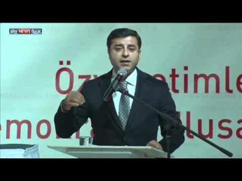 السلطات التركية تشن حملة سياسية وعسكرية ضد الأكراد