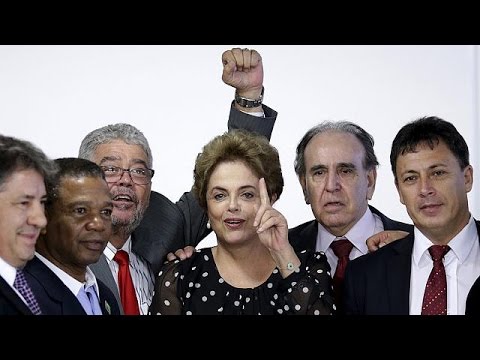 بالفيديو المحكمة العليا البرازيلية تصادق على عملية تصويت مجلس النواب بشأن عزل روسيف