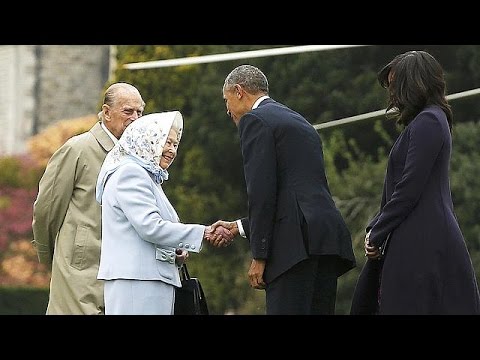 بعد دعوته على طاولة الغذاء مع الملكة اليزابيت الثانية