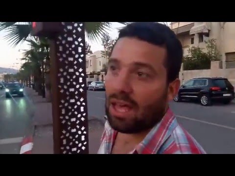 أميركي و أسبانية و مكسيكي يتسولون في شوارع المغرب