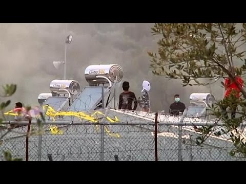 مشادات مع الشرطة في مركز احتجاز مهاجرين ولاجئين في اليونان