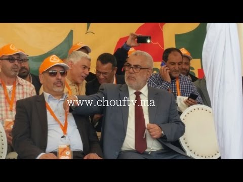 بالفيديو بن كيران يحضر متأخرا الى احتفالات عيد العمل