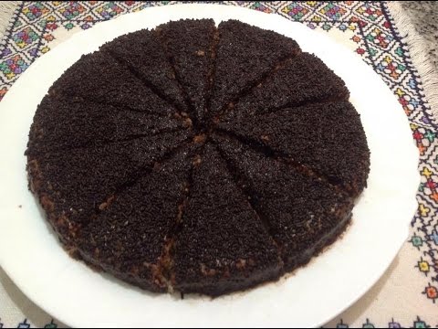 كيكة اسفنجية بالشكولاتة بدون بيض سهلة و لذيذة