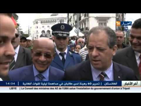 وزير الشباب و الرياضة يؤكد الهدف من تظاهرة يوم بدون سيارة هو التوعية على أهمية الحفاظ على البيئة