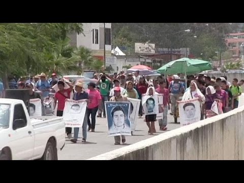 mexico protesters demand answers