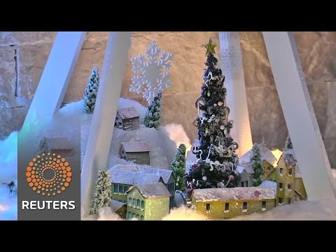 designer christmas trees auctioned