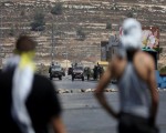 إطلاق نار جديد في بلدة حوارة وجيش الاحتلال الإسرائيلي ينتشر بكثافة ويغلق الطرق المؤدية إليها