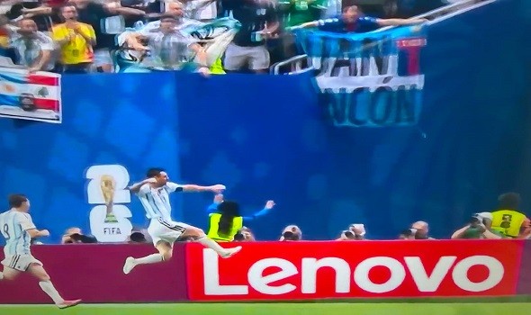 ميسي يقود الأرجنتين إلى نهائي كأس العالم لمواجهة إسبانيا في ختام تاريخي